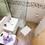 Luxury Star Lights - Heated Pool, Hot Tub, Gym, Billiard