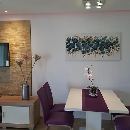 Luxury Star Lights - Heated Pool, Hot Tub, Gym, Billiard