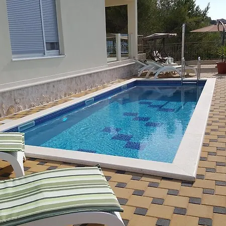 Luxury Star Lights - Heated Pool, Hot Tub, Gym, Billiard *