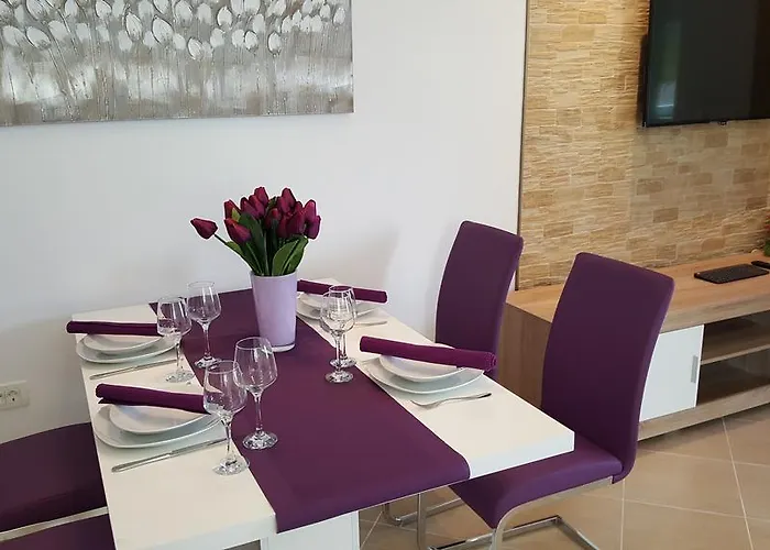 Luxury Star Lights - Heated Pool, Hot Tub, Gym, Billiard Vila