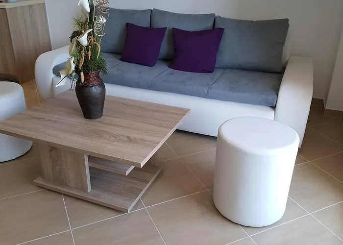 Luxury Star Lights - Heated Pool, Hot Tub, Gym, Billiard Villa Trogir