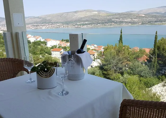 Vila Luxury Star Lights - Heated Pool, Hot Tub, Gym, Billiard *