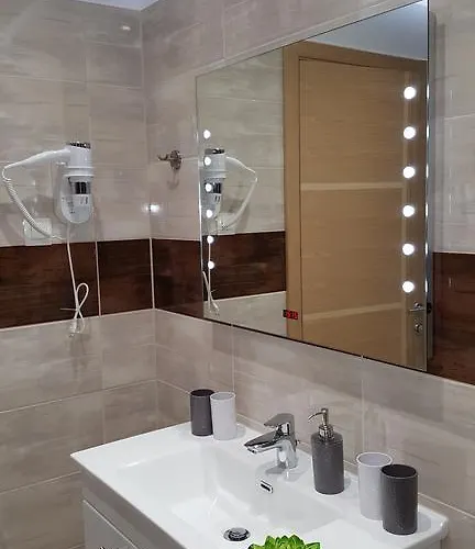 Luxury Star Lights - Heated Pool, Hot Tub, Gym, Billiard Trogir