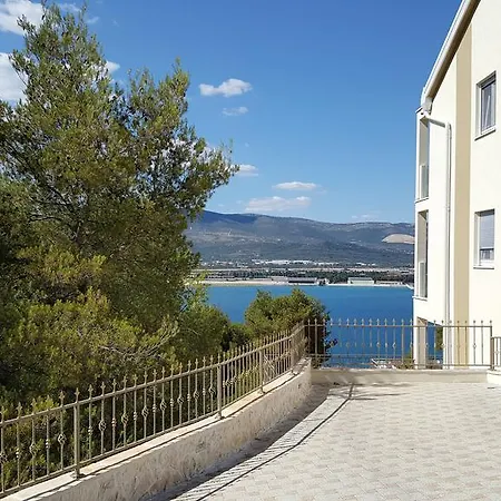 Villa Luxury Star Lights - Heated Pool, Hot Tub, Gym, Billiard