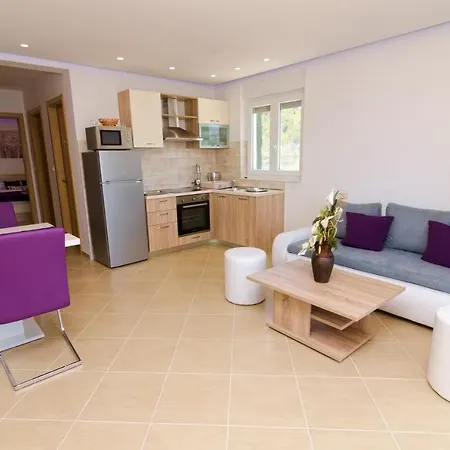 Luxury Star Lights - Heated Pool, Hot Tub, Gym, Billiard *